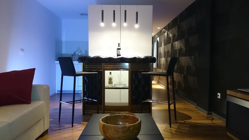 La Bohemia Casco Antiguo 2 Apartment Дения Стая снимка