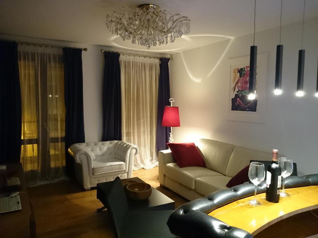 La Bohemia Casco Antiguo 2 Apartment Дения Стая снимка